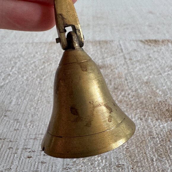Simple Solid Brass Candle Snuffer with Bell - Picture 8 of 9